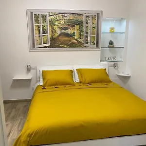 https://exclusive-mood-apartment.it-romehotels.com